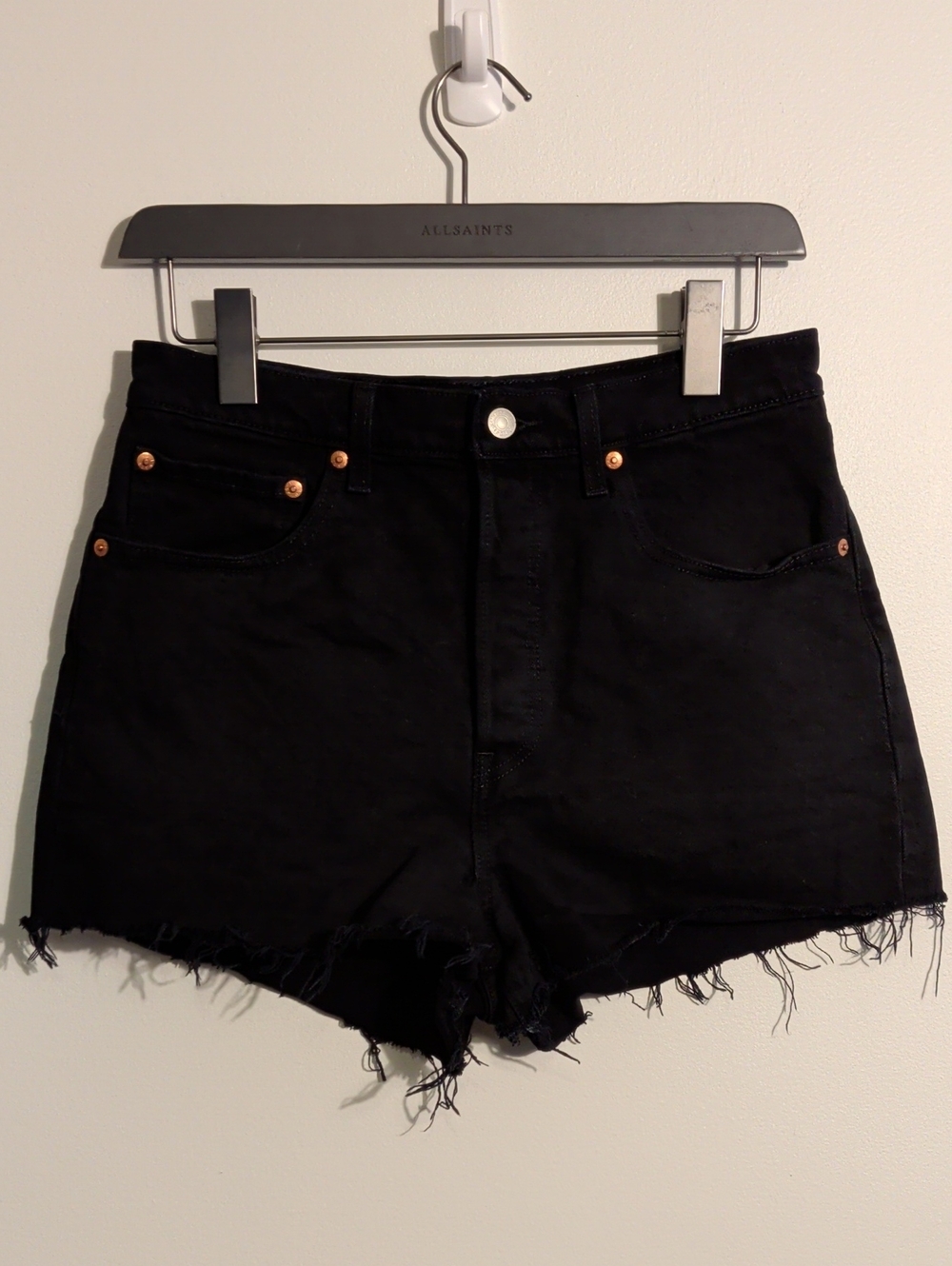 LEVIS ribcage shorts in black - size 30